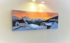 Ski-In, Central And Cosy In The Chalet Diana, Free Access To Swimming Pool